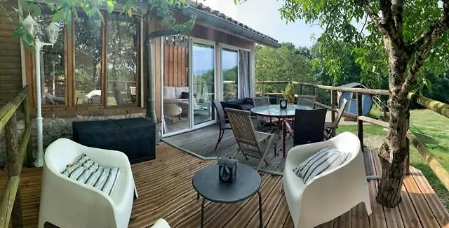 Haras Picard Du Sant Le Barail Hotel Lasserre  0*, Lasserre (Ariege)
