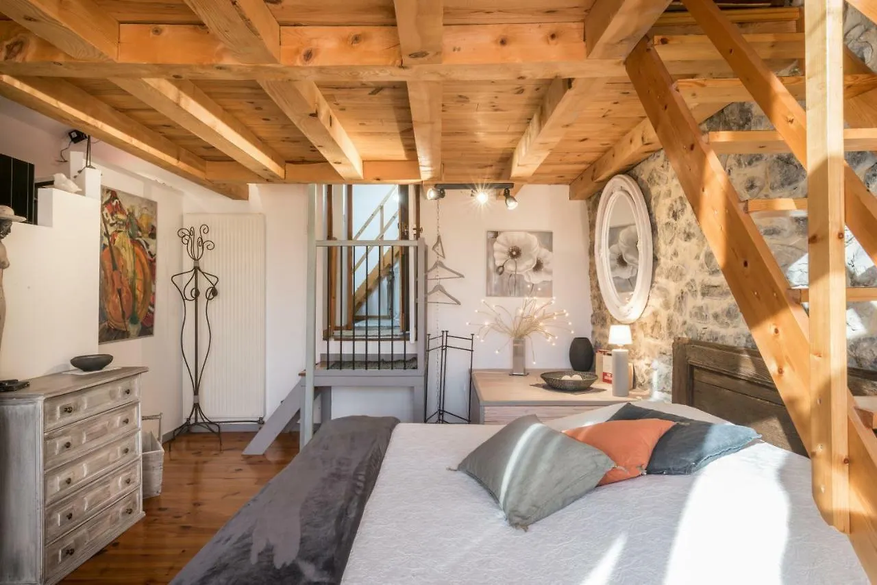 Haras Picard Du Sant Le Barail Hotel Lasserre  0*, Lasserre (Ariege) France