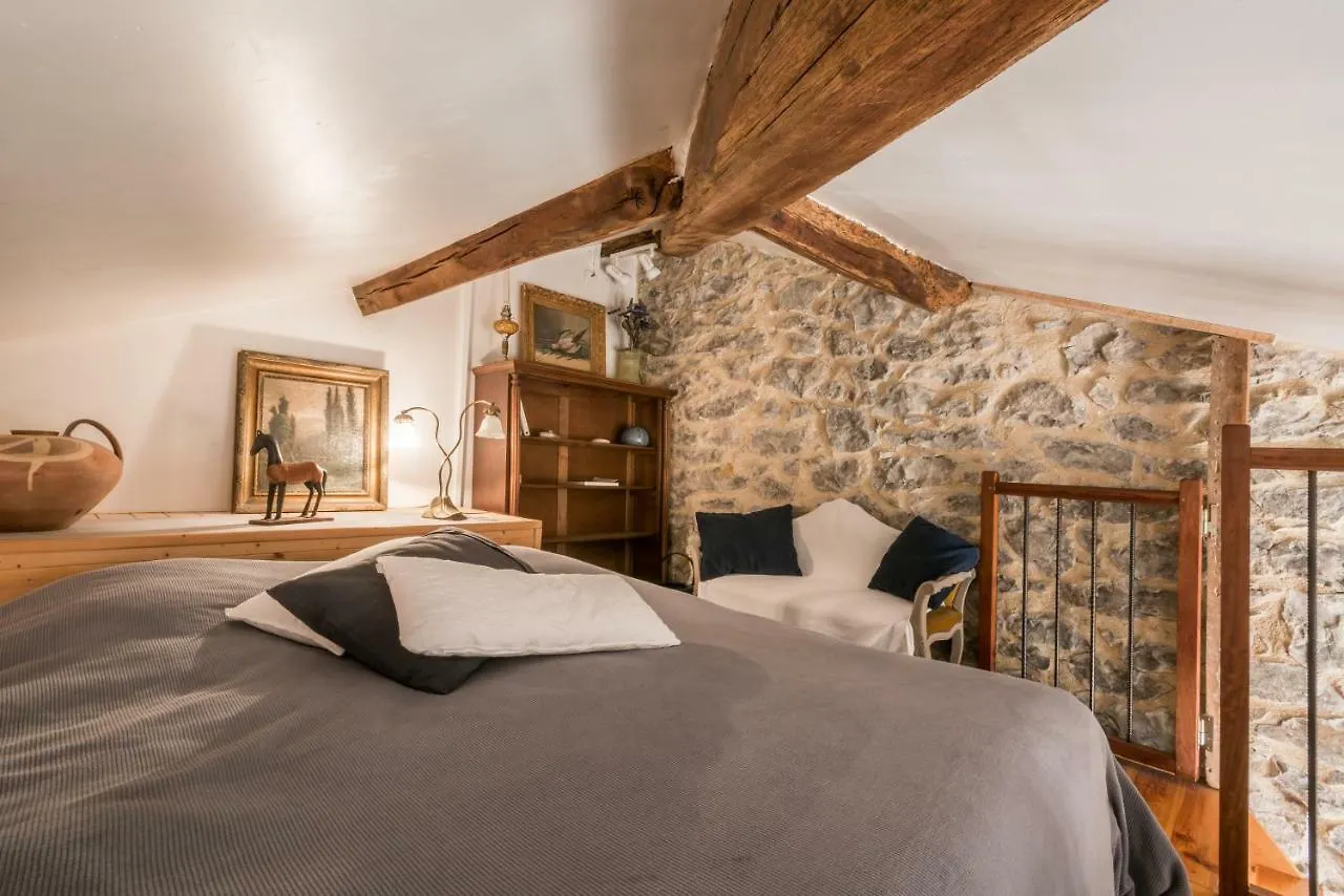 Haras Picard Du Sant Le Barail Hotel Lasserre  Lasserre (Ariege)